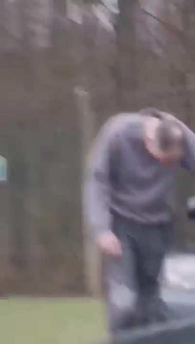 Don't you know pump it up