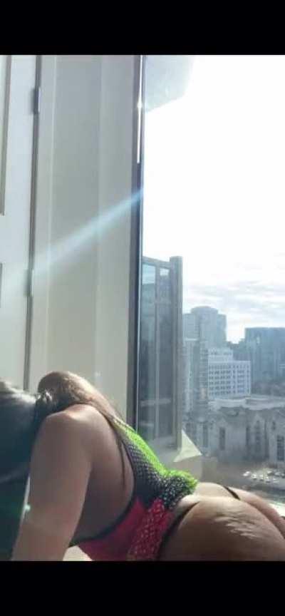 This is actually kinda lit. Lol.