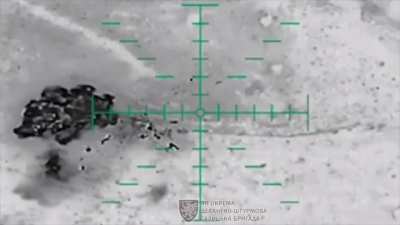 VAMPIRE drone massacres a full squad of RU troopers. (V graphic afrermath)