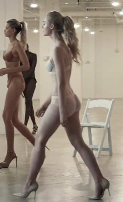 Elle Fanning's butt in panties