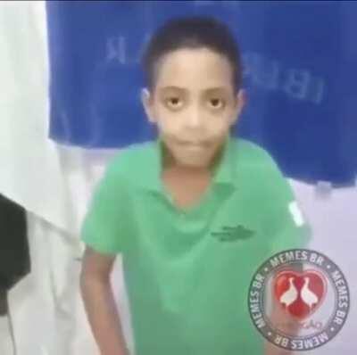 Bajale el volumen un poco, no ta muy fuerte pero es pa q no t duelan los oidos uvu