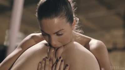 Abigail Drills Her Tongue Down to Kenzie's Core