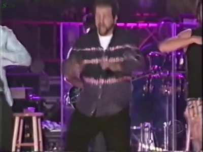 Their performance of “Girlfriend” at the Atlantis Concert is one of my favorites. Effortlessly Smooth!