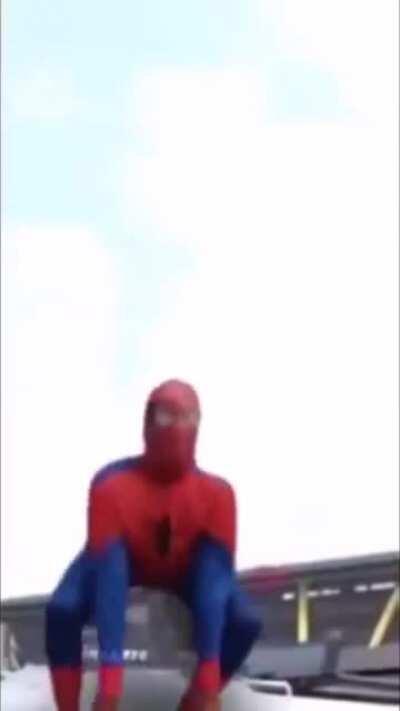 Zigrigdum na cara das inimiga