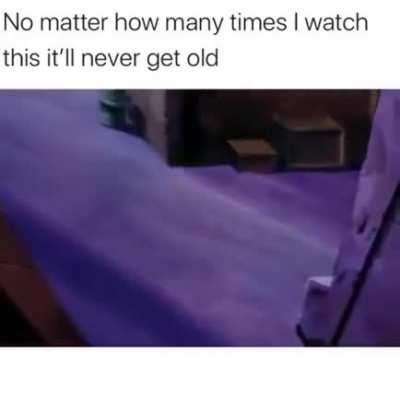 Na na na na na na na na na na batman ....🎶