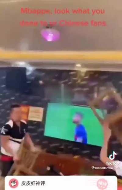 Harry, make sure you buy this tv before doing another pack opening.