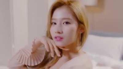 Beautiful Sana (Twice X Estee Lauder)