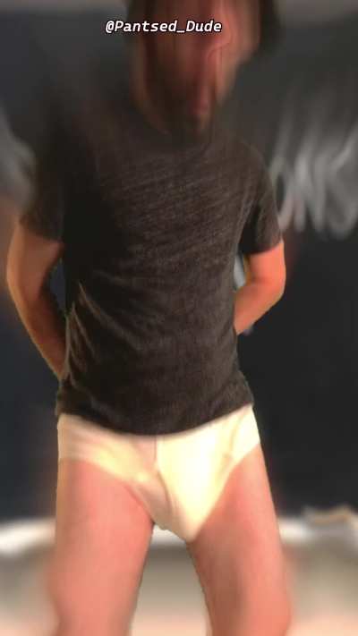 Naked nightmare before the big presentation 😳