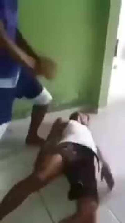 Mordox morrendo no facebook e voltando no Reddit be like