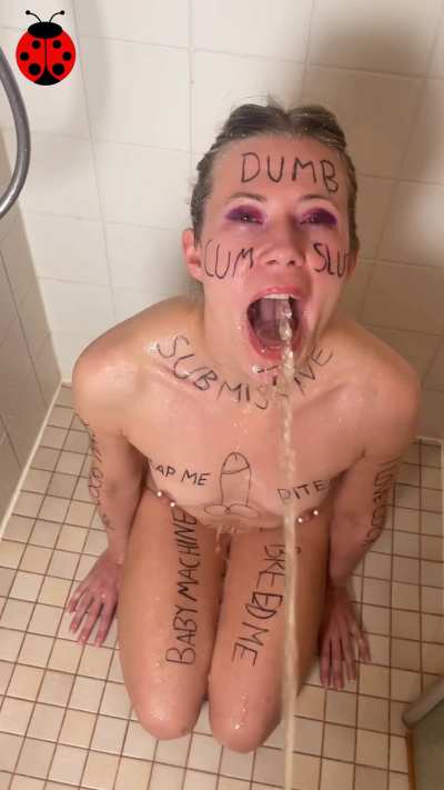 Mouth open so I can catch all your piss