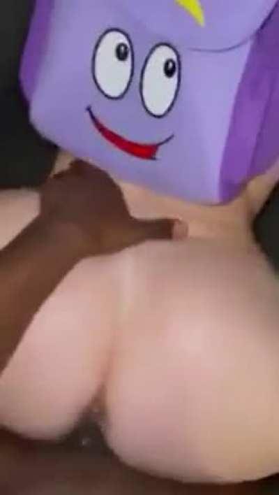 Dora all grown up😳