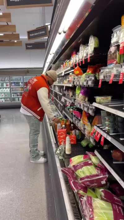 Grown mam records himself going to Target