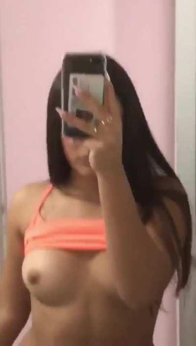 Napište mi do zprav pro vyhodnou vanocni nabidku kluci😈❤️