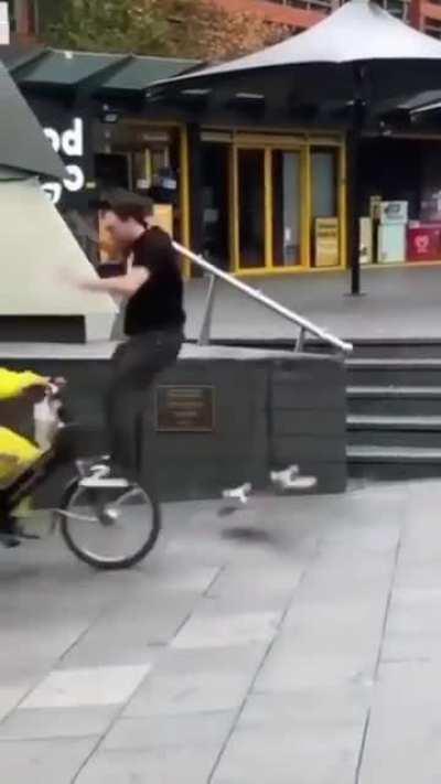 not having spotter before jumping on the road