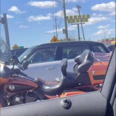 He's a good dancer though damn