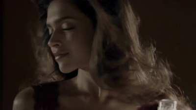 Deepika Padukone is Shaking It Nice