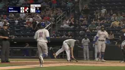 [Highlight] Brett Baty hits go-ahead grand slam for Syracuse Mets, now batting .412 with a 1.412 OPS in Triple A