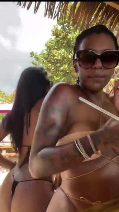 I got the 12 min version too