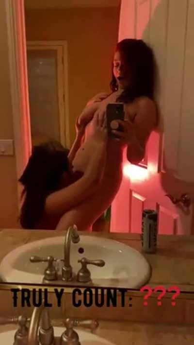 WAIT FOR IT 😍 Free content from her in the comments