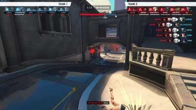 Spontaneous teamwork in quickplay