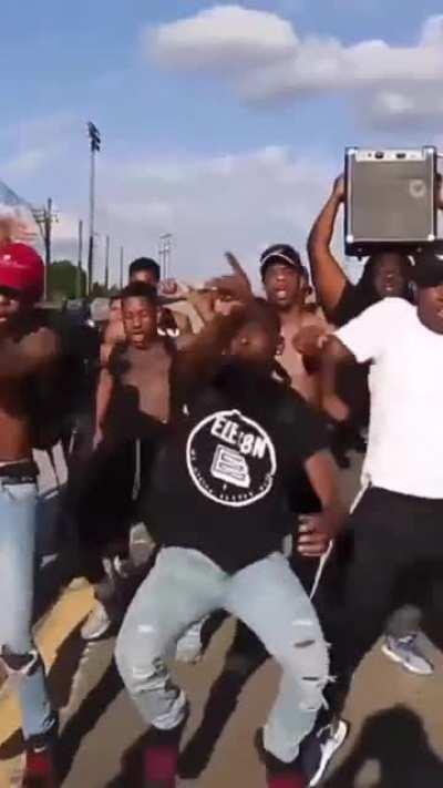 “This deserves more love...” i’m like yeah that’s true i believe in G-O-D, don’t believe in T-H-O-T (ayy)