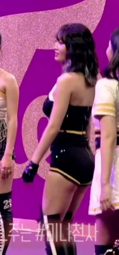 Momo 🍑🔥