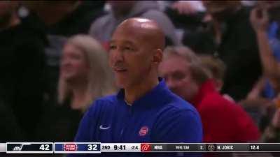 [Highlight] Cade Cunningham finds Marvin Bagley III for the ~~lob~~ turnover