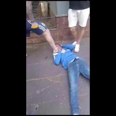 Merlo: Vecinos capturaron a un roedor que quiso robarse una moto