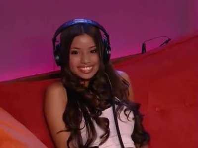 Sexy clip of the day: Little Lupe Fuentes rides the Sybian. Enjoy.