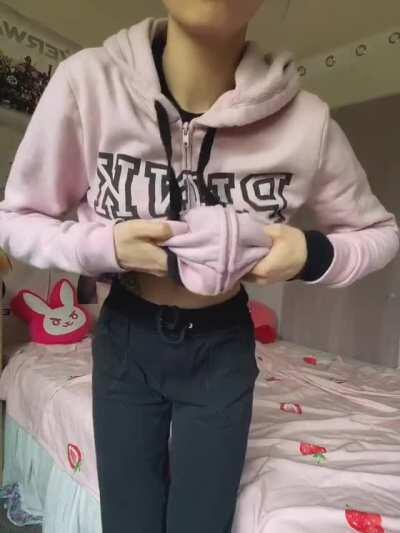 Guess how big they are 🥵❤️ ( her Free album In Comments )