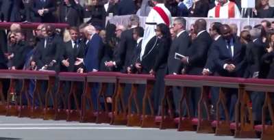 Trump and Macron shake hands