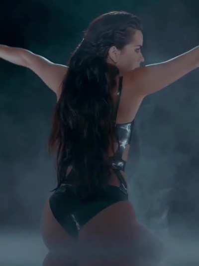 Romanian Singer ' Inna '