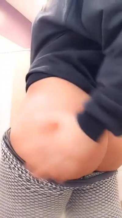 Being sneaky in my gym locker room!