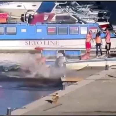 Jet ski go big boom.