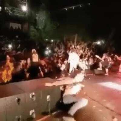 WCGW The pain you can endure until you need an x-ray