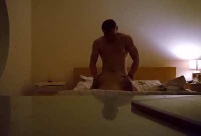 5’3 slut vs 6’1 paratrooper