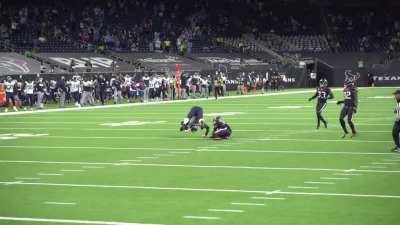 [Field View] Ryan Tannehill's 52-yard bomb to A.J. Brown to set up the division-winning kick will give you chills