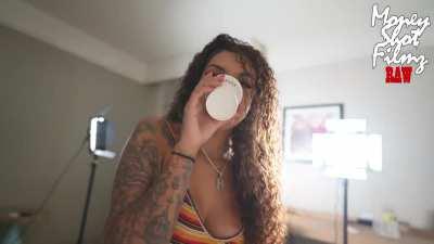 Money Shot Filmz RAW 🔥 This is all the stuff y’all don’t see! 😏 See it now for FREE on the new OF channel! #moneyshotfilmz