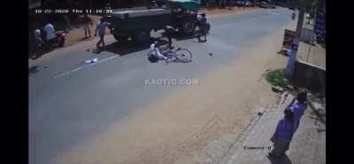 2 for 1 special courtesy of the guy in white