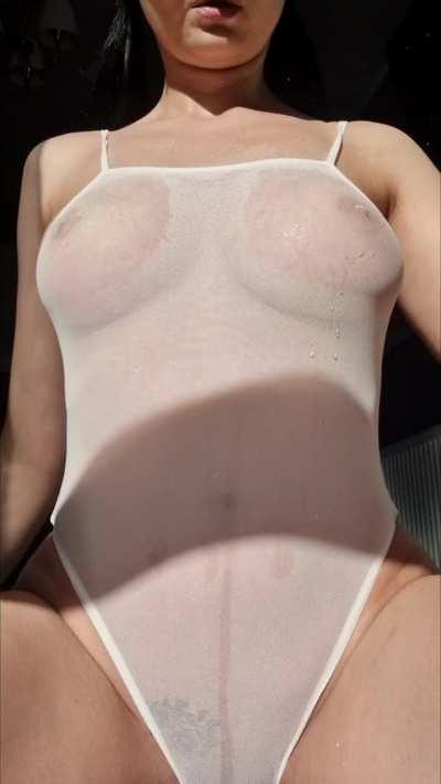 Slim, stacked and wet