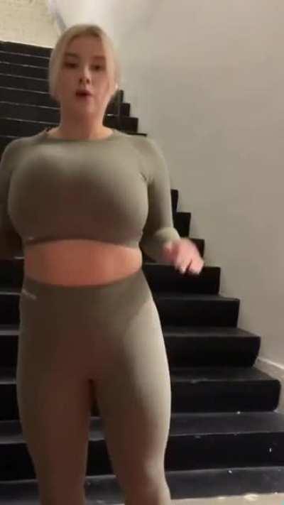 Pasha bouncing in green