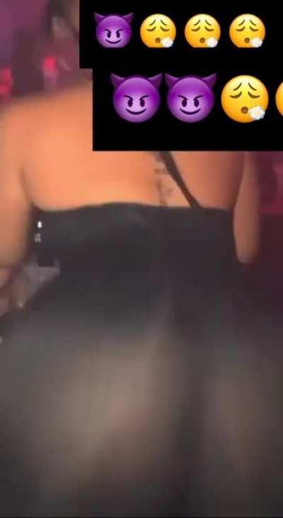 Boston twerk see through ;)