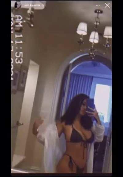 Ashkashhhhhh - Video #6663