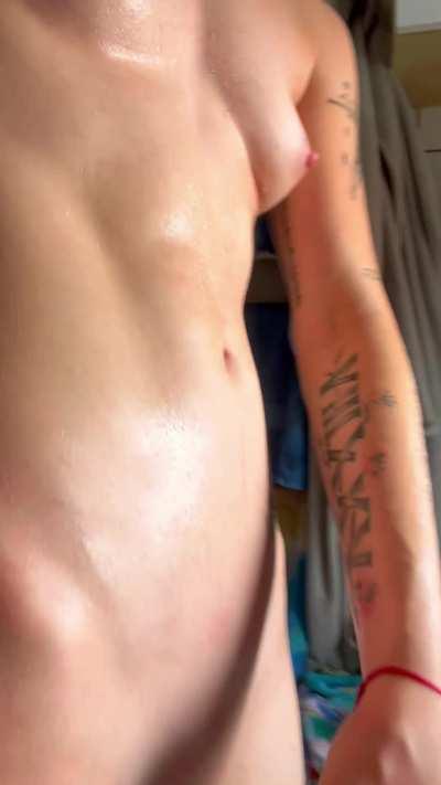 Come with me to swim.