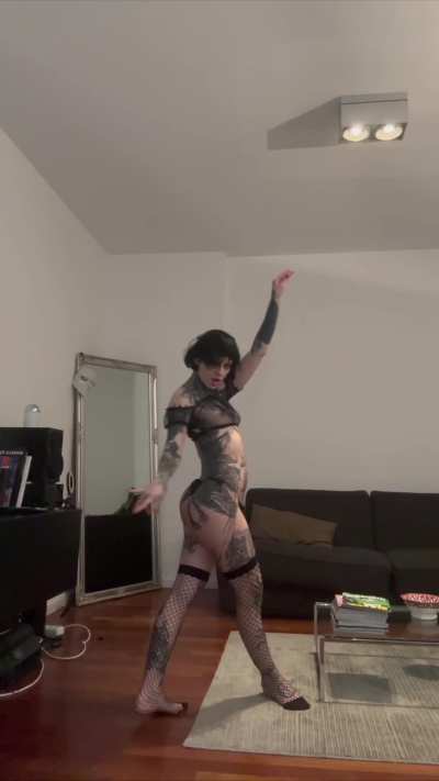 Looking for the hardest cock