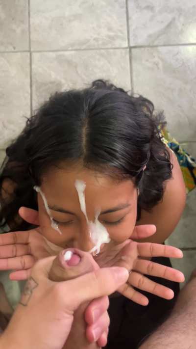 Pretty cum face