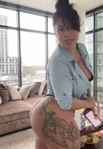 Who gat her videos ??