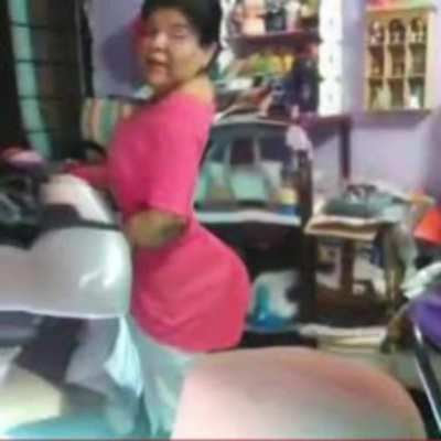 Aimep3 vs Laura Bozzo 😱😱 cripipasta hecha por mi xdxd 