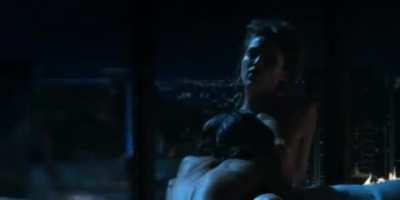 Lili Simmons- Starz Power Book IV E1