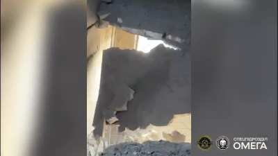 Footage from an action camera shows Ukrainian soldiers clearing a high-rise building. They open fire on Russian forces, capture several of them and completely clear the building. Toretsk, Donetsk region.